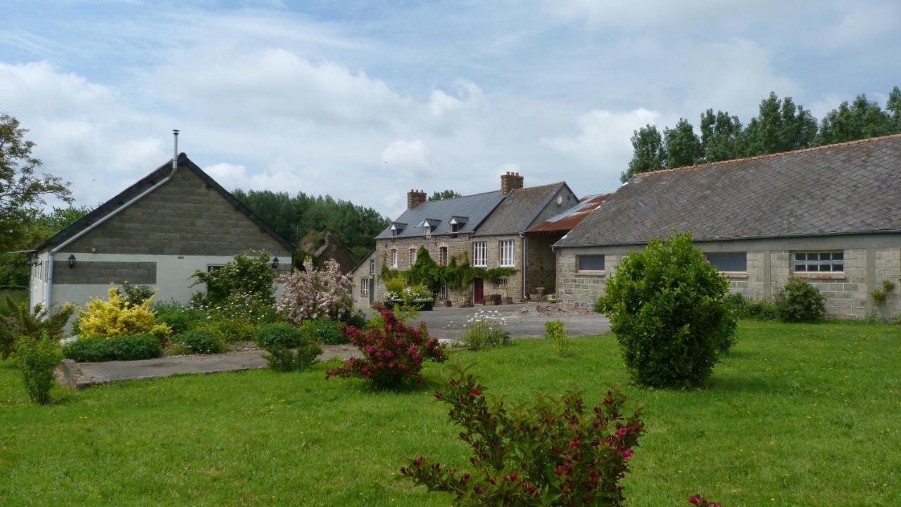 chambres d hôtes proximité mont St Michel La Boussac Esterno foto